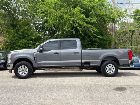 Used 2024 Ford F250 XLT AWD/4WD image 7