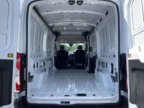 New 2026 Ford Transit 250 148 Medium Roof Extended AWD image 23