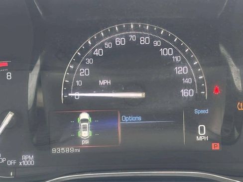 Used 2018 Cadillac XT5 Luxury w/ Driver Awareness Package FWD image 37