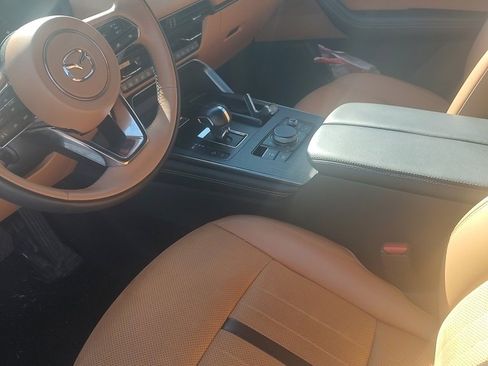 Used 2024 MAZDA CX-90 3.3 Turbo S w/ Premium Plus image 5