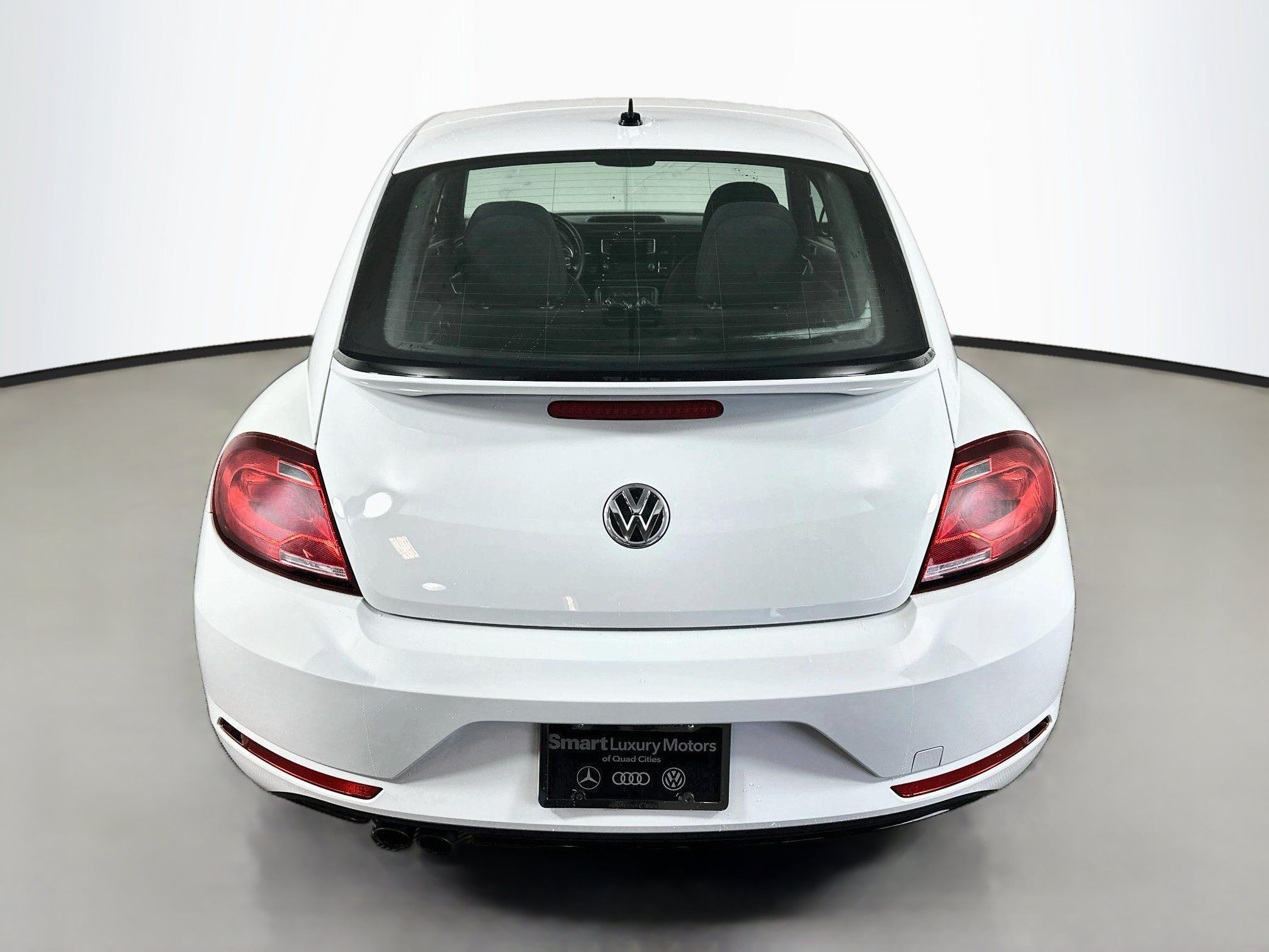 Used 2017 Volkswagen Beetle 1.8T Classic FWD image 6