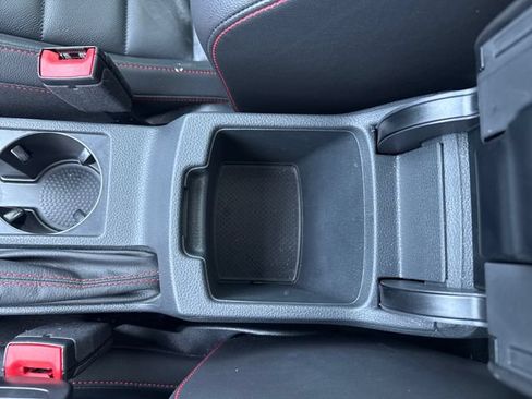Used 2019 Volkswagen GTI SE FWD image 17