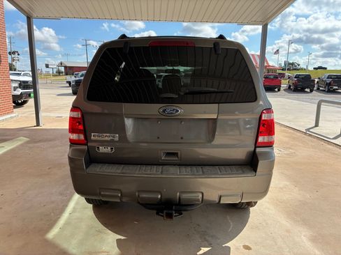 Used 2012 Ford Escape XLT FWD image 9