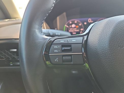 Used 2024 Honda Accord Touring image 19