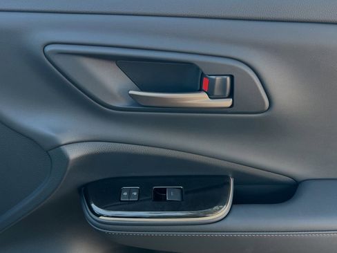 New 2025 Toyota Crown Signia image 19