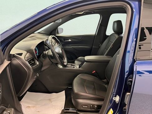 Used 2023 Chevrolet Equinox RS w/ RS Leather Package AWD/4WD image 17
