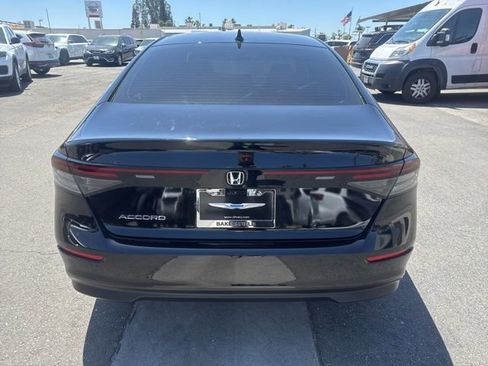 Used 2025 Honda Accord SE image 4
