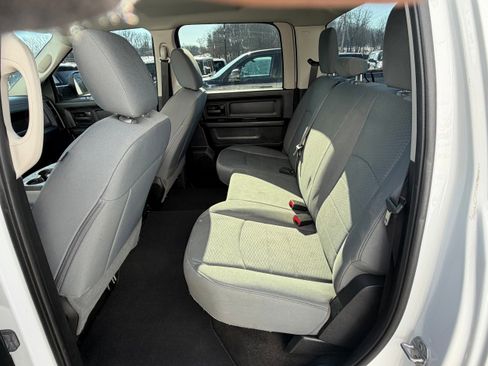 Used 2017 RAM 2500 Tradesman w/ Chrome Appearance Group image 4