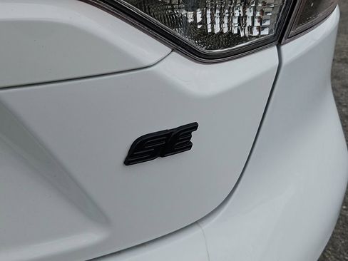 Used 2021 Toyota Corolla SE image 26