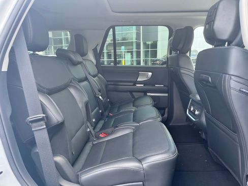 New 2026 Ford Expedition Platinum AWD/4WD image 6