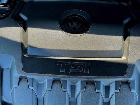 Used 2024 Volkswagen Tiguan S FWD image 32