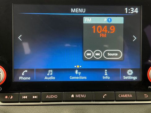 Used 2025 Nissan Sentra SV FWD image 43