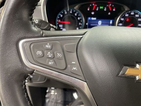 Used 2022 Chevrolet Equinox LT image 35