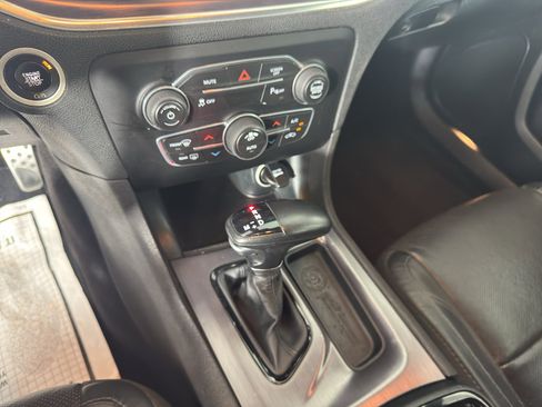 Used 2017 Dodge Charger SXT w/ Plus Group RWD image 25