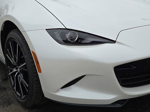 New 2025 MAZDA MX-5 Miata Grand Touring image 9