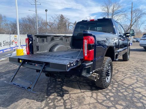 Used 2024 Ford F350 Lariat w/ Lariat Ultimate Package image 5