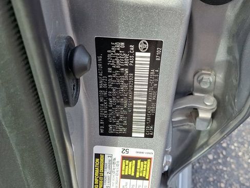 Used 2023 Toyota Camry SE FWD image 26