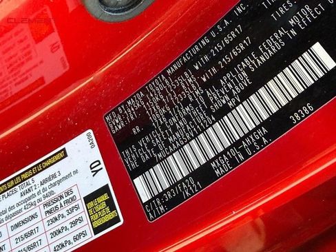 Used 2024 Toyota Corolla Cross LE image 27