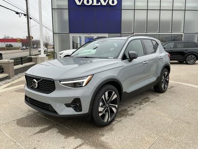 New 2026 Volvo XC40 B5 Plus w/ Protection Package Premier