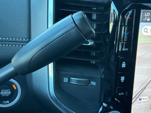 New 2026 RAM 2500 Laramie AWD/4WD image 20