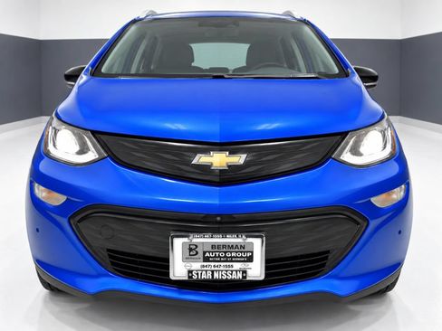 Used 2017 Chevrolet Bolt Premier w/ Driver Confidence II Package FWD image 6
