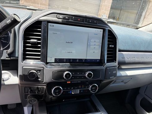 Used 2022 Ford F350 Limited AWD/4WD image 22