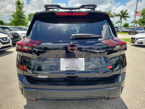 Used 2025 Nissan Rogue SV w/ Rock Creek Premium Package AWD/4WD image 5