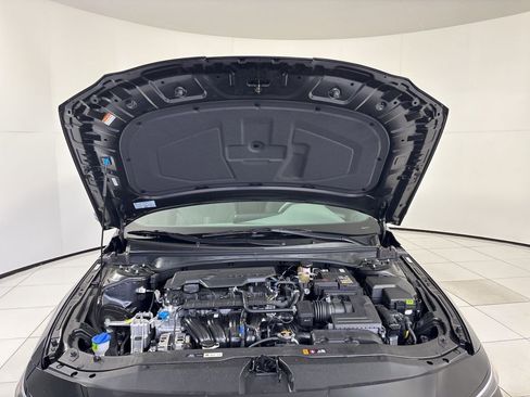 New 2026 Hyundai Elantra SEL Sport Premium FWD image 10