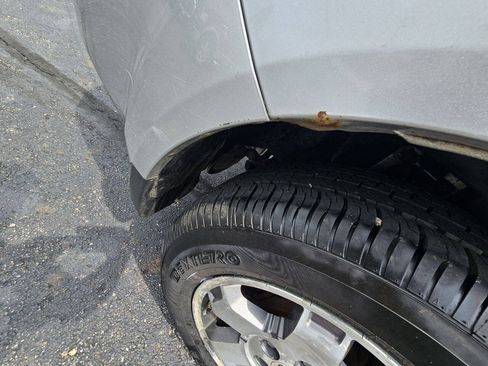 Used 2010 Honda Pilot Touring image 9