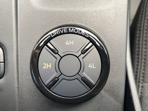 New 2025 Ford Ranger XLT w/ FX4 Off-Road Package image 30