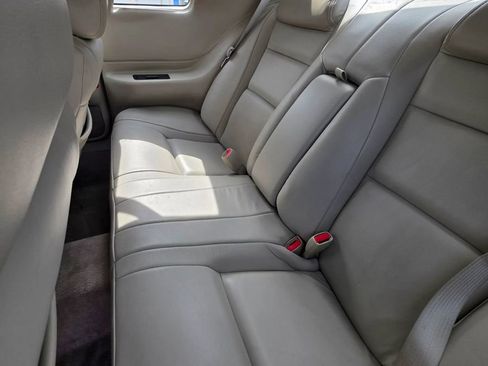 Used 2000 Cadillac Eldorado ESC w/ Comfort/Convenience Pkg FWD image 10