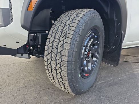 New 2026 Nissan Frontier PRO-4X w/ Pro Premium Package AWD/4WD image 35