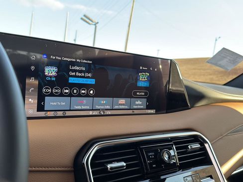 New 2026 Nissan Armada SL image 21