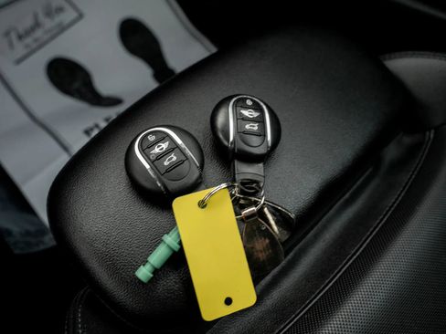 Used 2014 MINI Cooper S image 24