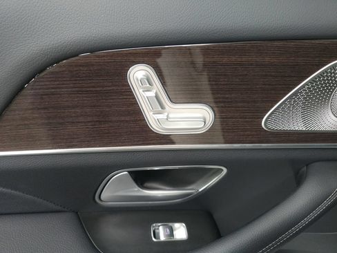 Certified 2026 Mercedes-Benz GLS 450 4MATIC image 26