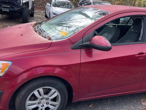 Used 2012 Chevrolet Sonic LS image 2