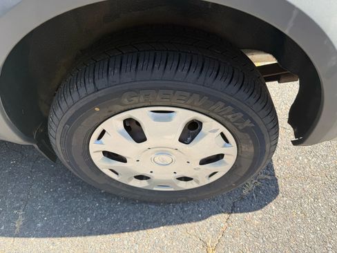 Used 2012 Ford Transit Connect XLT image 6