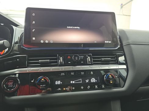 New 2026 Nissan Pathfinder SL image 21