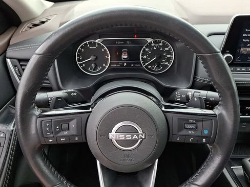Used 2023 Nissan Rogue SV w/ SV Premium B Package AWD/4WD image 19