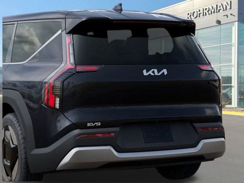 New 2026 Kia EV9 Light image 13