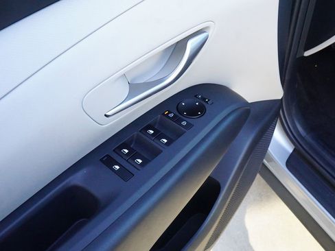 New 2026 Hyundai Tucson SE image 17