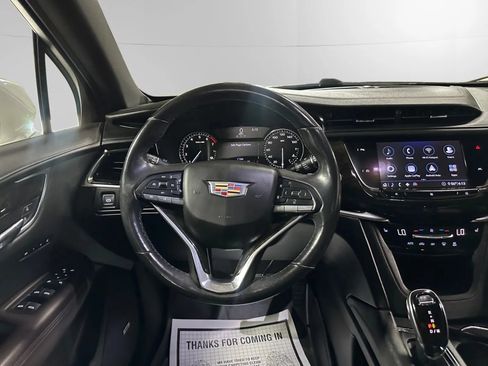 Used 2020 Cadillac XT6 Premium Luxury AWD/4WD image 20