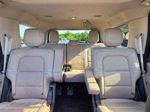 Used 2022 Lincoln Navigator Reserve AWD/4WD image 36