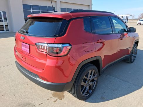 New 2026 Jeep Compass Latitude AWD/4WD image 6