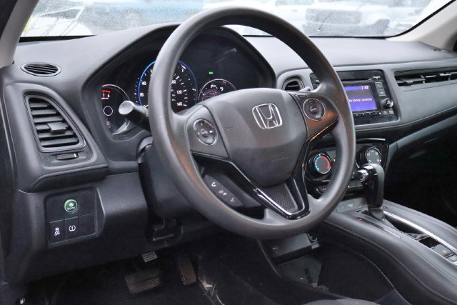 Used 2021 Honda HR-V LX image 9