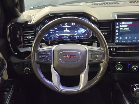 Used 2022 GMC Sierra 1500 SLT w/ SLT Convenience Package AWD/4WD image 26