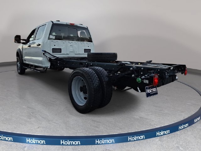 New 2026 Ford F550 4x4 Crew Cab image 5