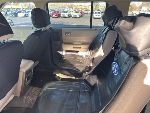 Used 2009 Ford Flex SE image 10