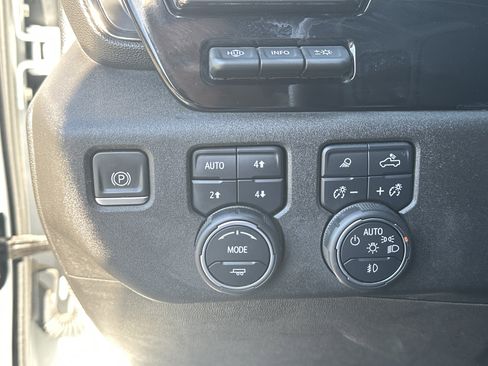 Used 2024 Chevrolet Silverado 2500 ZR2 w/ ZR2 Bison Edition AWD/4WD image 27