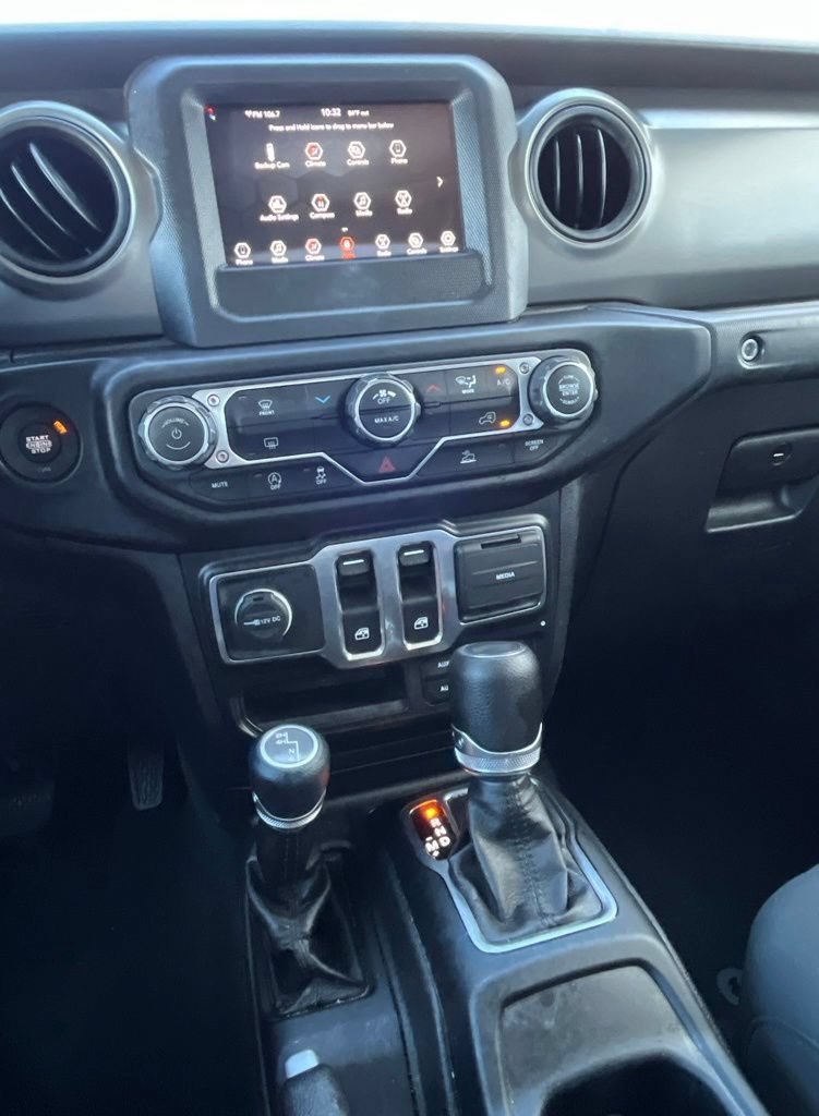 Certified 2022 Jeep Wrangler Sport AWD/4WD image 19